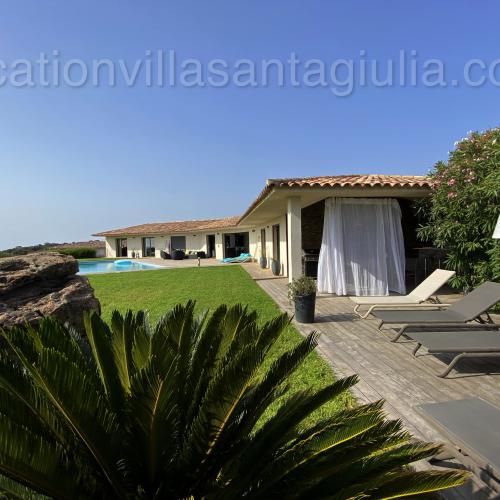 Villa de luxe en location a santa giulia en Corse du sud pres de Porto-Vecchio